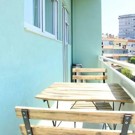Utopia House Porto * Вила-Нова-ди-Гая
